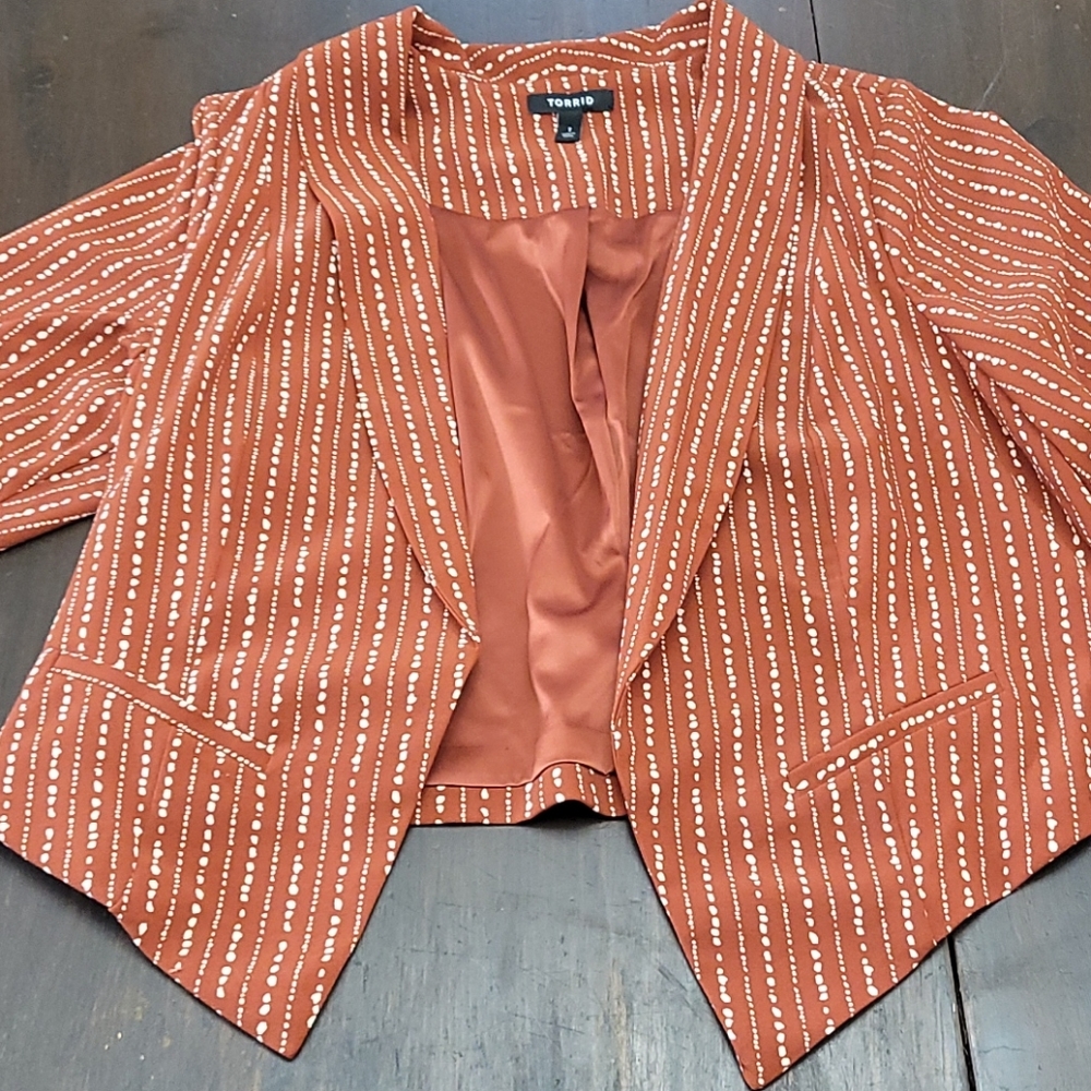 Size 1 Orange Torrid blazer